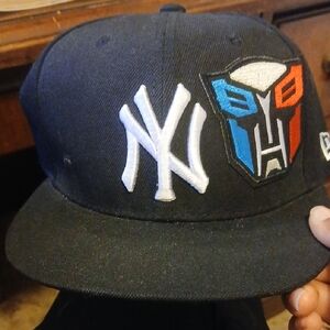 New Era Black and White NY Cap